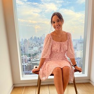 Meet your Posher, Elizabeth